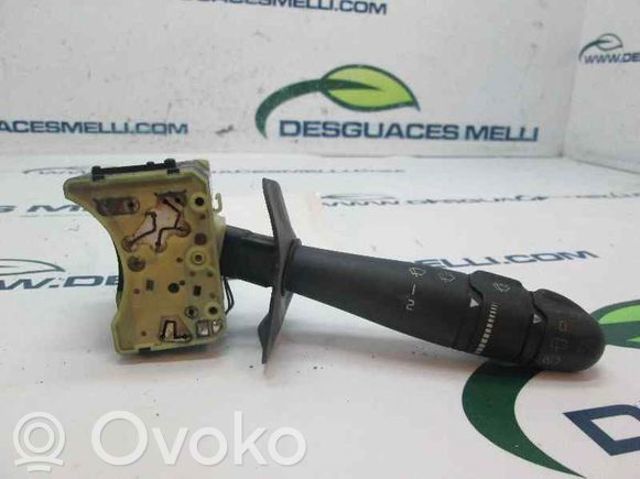 7701047263 RENAULT Переключатель подрулевой правый купить в Николаев