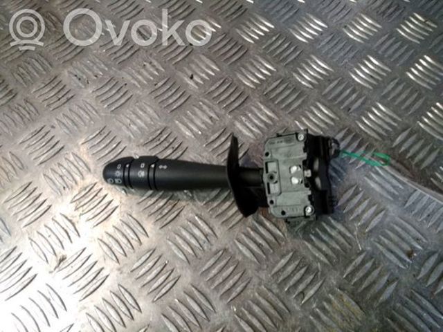7701066570 RENAULT Переключатель подрулевой левый купить в Чернигов