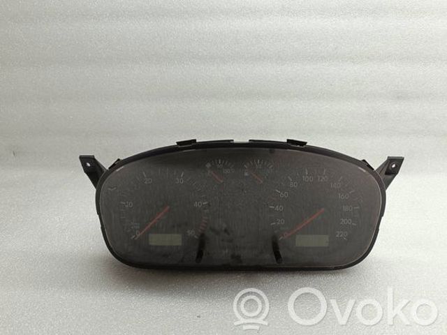 VAG 7D0920800B Приборная доска (щиток приборов) в наличии Павлоград