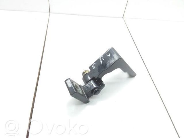 7L0831402B VAG Петля двери передней правой купить в Житомир