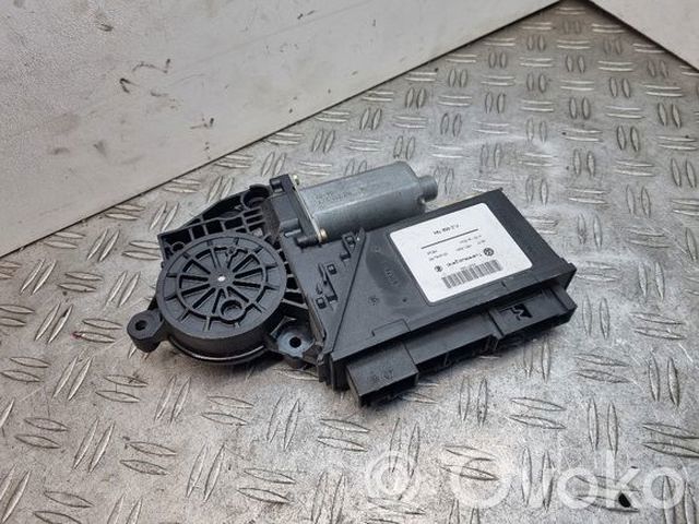 7L0959704 VAG купить в Николаев
