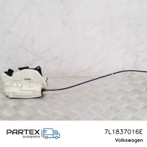 VAG 7L1837016E Замок двери передней правой в наличии Ровно