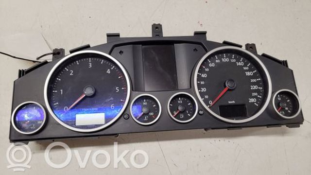 7L6920875L VAG Приборная доска (щиток приборов) купить в Черкассы