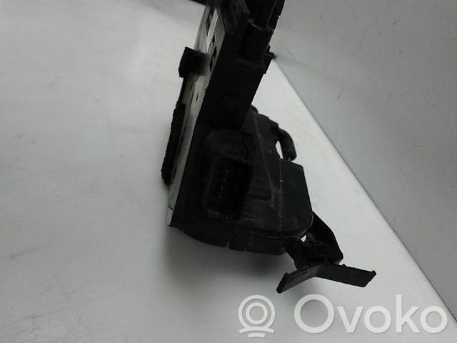 805030020R RENAULT Замок водительской двери купить в Киев