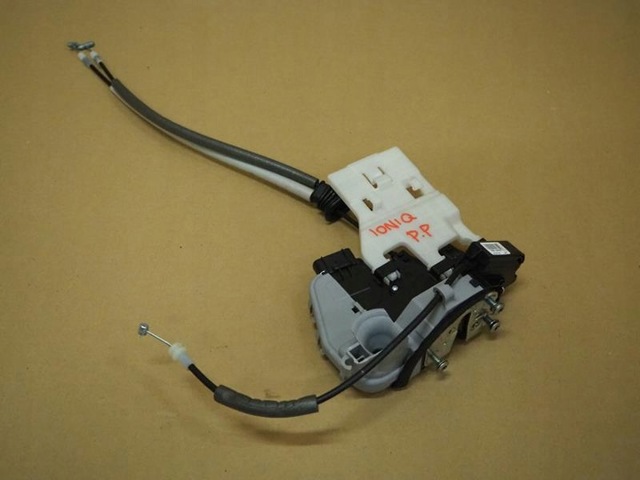 81320G2010 HYUNDAI Замок двери передней правой купить в Ужгород