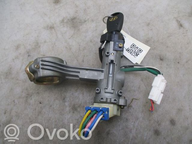 HYUNDAI 819182D000 в наличии Киев