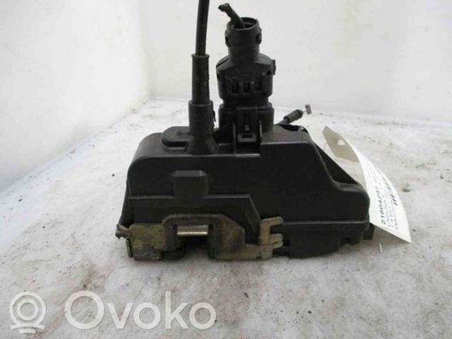 RENAULT 8200000662 Замок двери передней правой в наличии Павлоград
