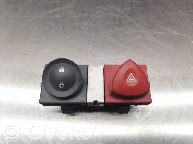 8200107808 RENAULT Кнопка аварийки купить в Хмельницкий