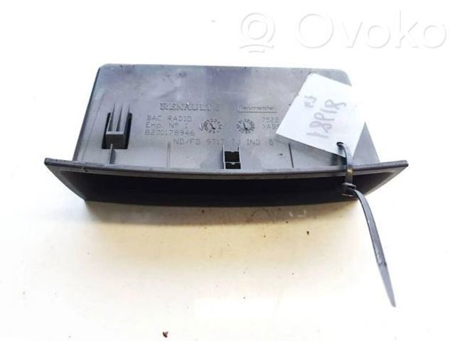 8200178946 Ящик перчаточный (бардачок) купить Чернигов