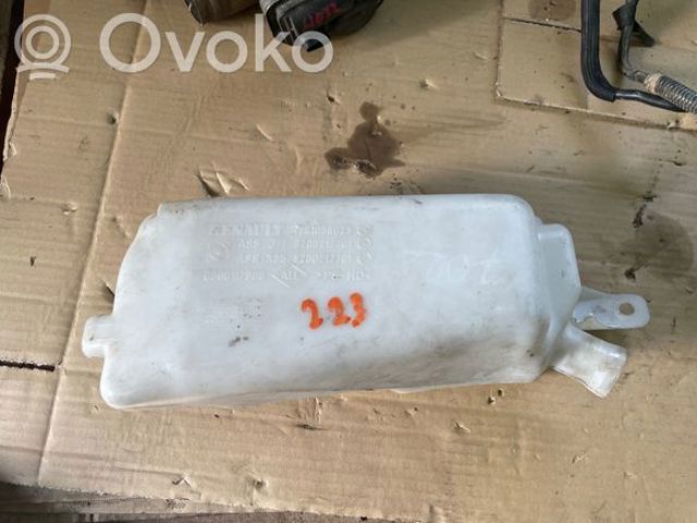 RENAULT 8200212701 Бачок омывателя в наличии Сумы