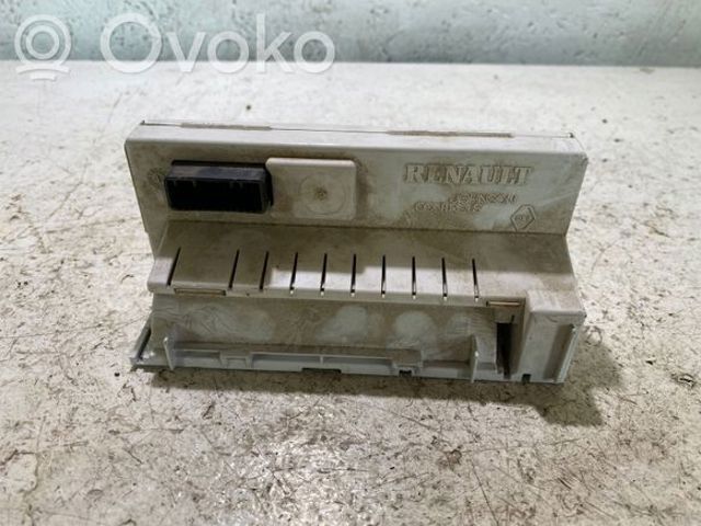 RENAULT 8200290543 Дисплей многофункциональный в наличии Харьков