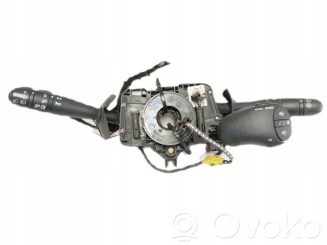 RENAULT 8200792586 Левый подрулевой переключатель в наличии Запорожье