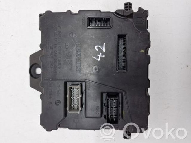 RENAULT 8200870483 в наличии Днепр