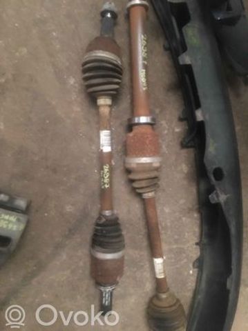 RENAULT 8201055669 Левая полуось в наличии Украина
