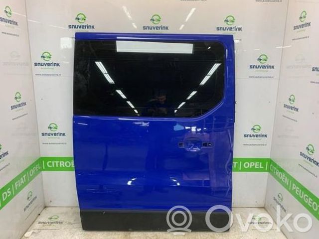 821002409R Дверь боковая (сдвижная) правая купить Львов