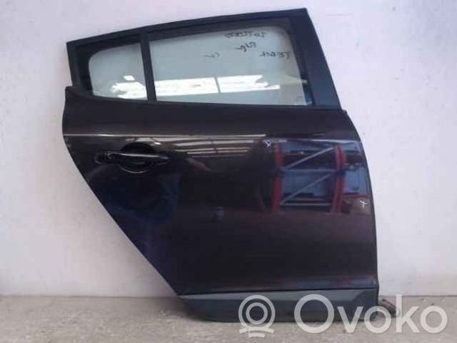821006014R RENAULT Дверь задняя правая купить в Ровно