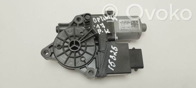 82450D4000 Стекло двери передней правой купить Харьков
