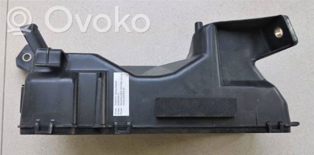 8266348010 TOYOTA Корпус блока предохранителей купить в Ирпень