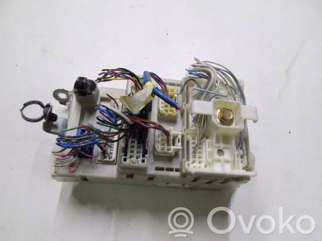 8273342060 TOYOTA Блок предохранителей задний салонный купить в Хмельницкий