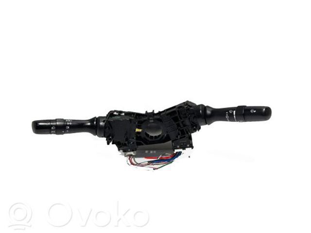 TOYOTA 8465205200 Правый подрулевой переключатель в наличии Чернигов