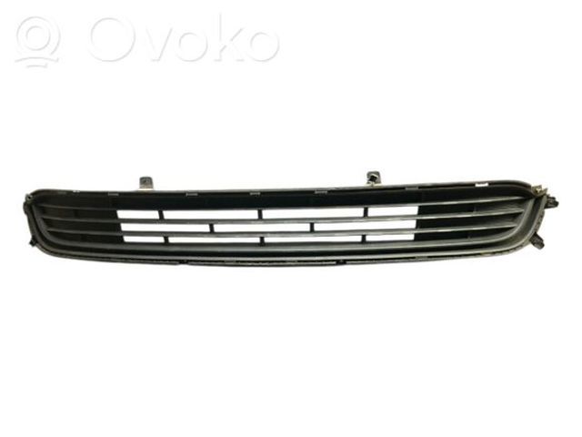 HYUNDAI 86560D4020 Решетка бампера переднего центральная в наличии Ужгород