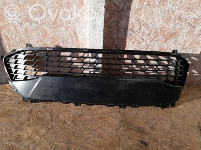 865612R500 HYUNDAI Решетка бампера переднего купить в Ужгород
