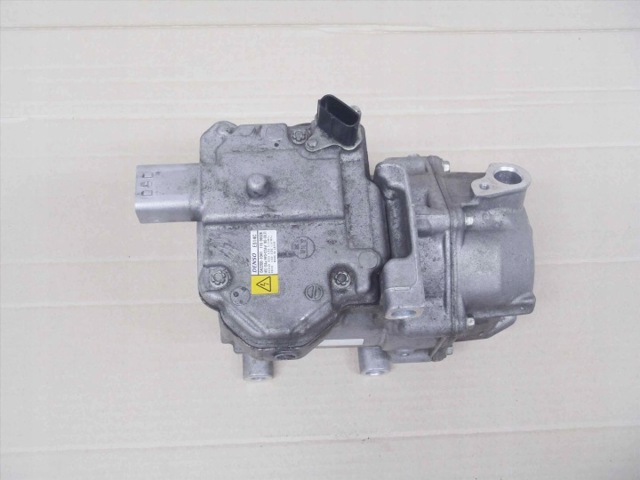 8837052011 TOYOTA Компрессор кондиционера купить в Украина