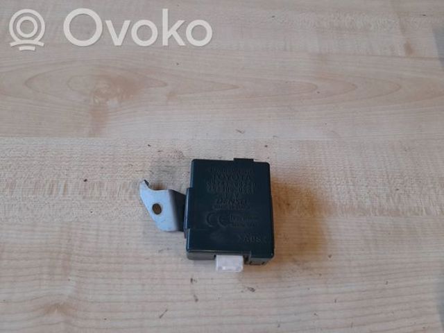 Датчик бесключевого доступа двери (приемник ключа) 8974160340 TOYOTA