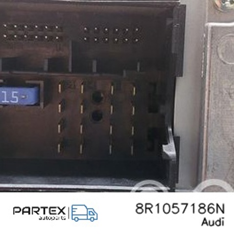 8R1057186N VAG Магнитола (радио AM/FM) купить в Черкассы