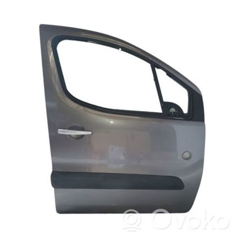 Пассажирская передняя дверь 9004Z6 PEUGEOT