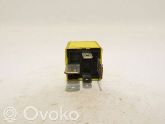 OPEL 90226846 Реле бензонасоса в наличии Винница