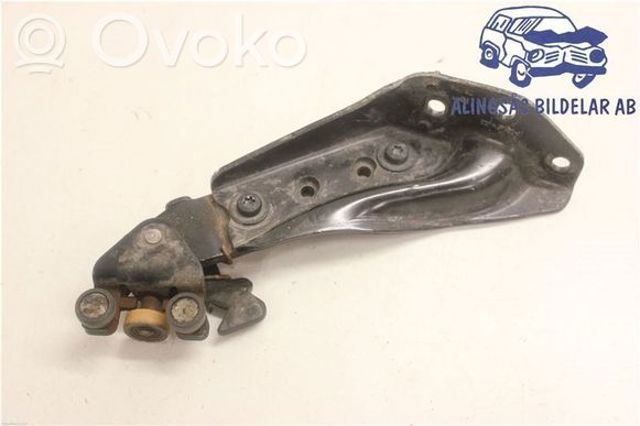 PEUGEOT 9033CZ Ролик двери боковой (сдвижной) правый нижний в наличии Черкассы
