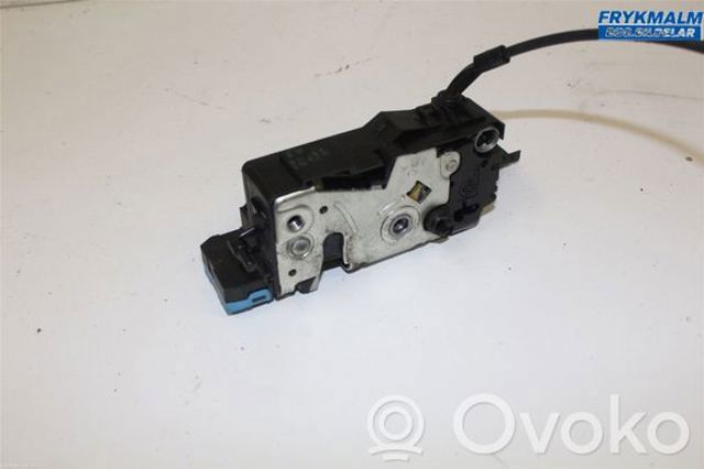 Замок задней двери, правой 9138H8 PEUGEOT