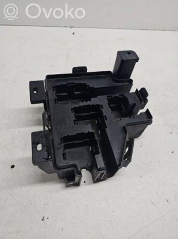 Корпус блока предохранителей 919502B150 HYUNDAI