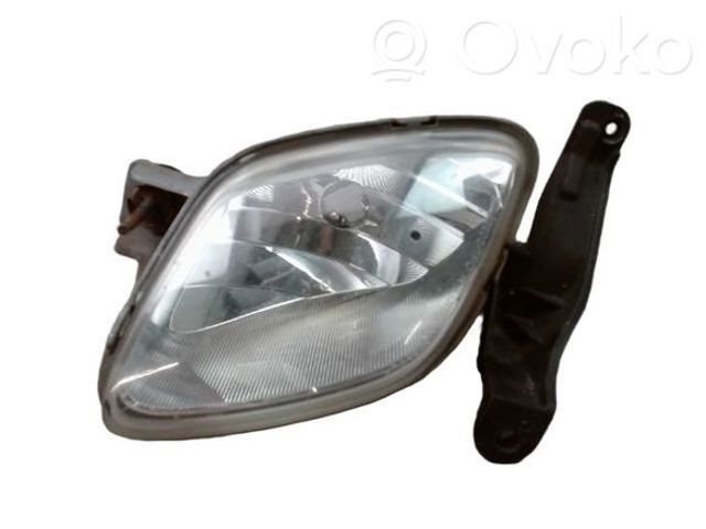 Туманка правая 922021P000 HYUNDAI