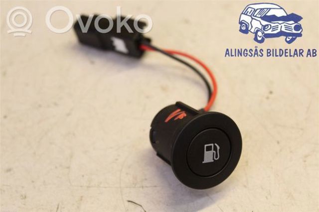 935552P000VA Кнопка открытия лючка бензобака купить Тернополь