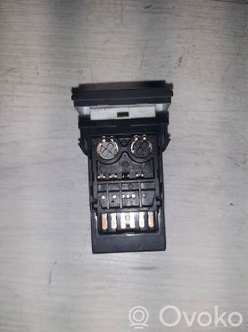 HYUNDAI 937301C000 в наличии Черновцы