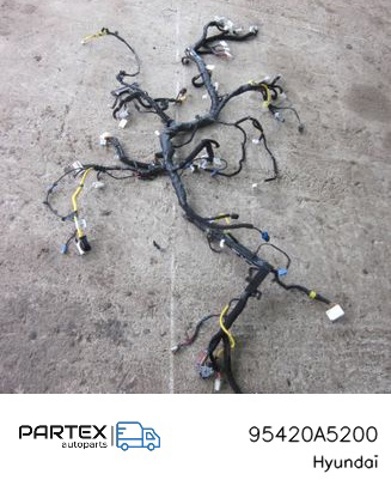 95420A5200 HYUNDAI купить в Киев