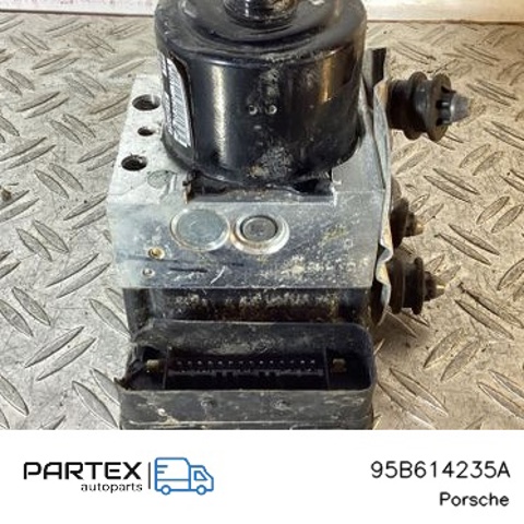 PORSCHE 95B614235A в наличии Полтава