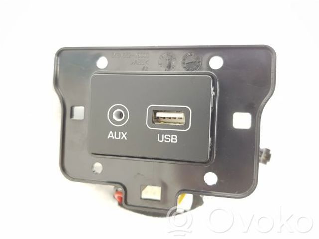 96120J9500 HYUNDAI USB-разветвитель купить в Каменское