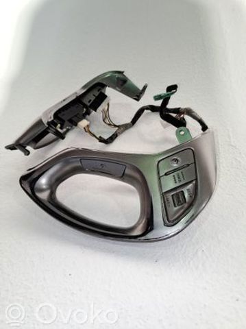 Блок кнопочных переключателей рулевого колеса 967002S800SAS HYUNDAI