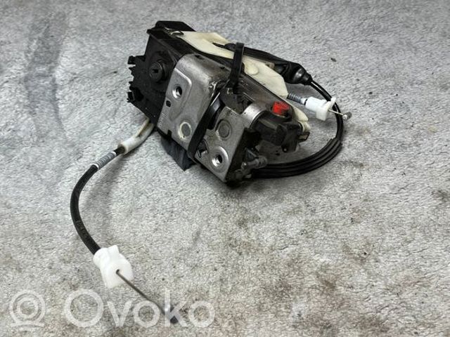 Замок двери задней правой 9688080780 PEUGEOT