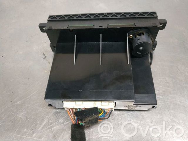 972502DXXX HYUNDAI купить в Украина