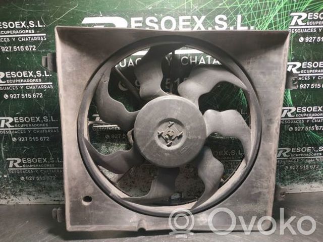 977302B000 HYUNDAI Электровентилятор охлаждения в сборе (мотор+крыльчатка) купить в Черновцы