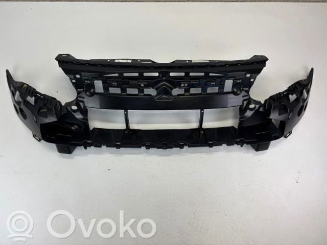 Кронштейн бампера переднего, центральный 9810895080 PEUGEOT