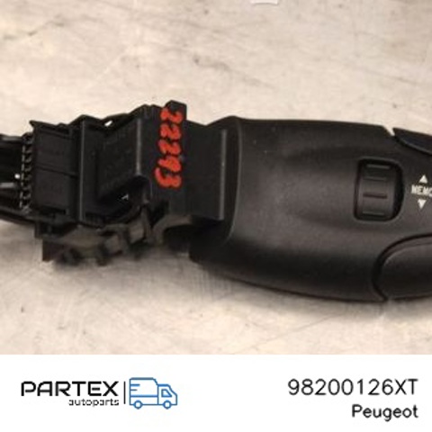 98200126XT PEUGEOT Правый подрулевой переключатель купить в Житомир