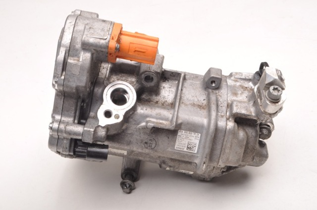 MERCEDES A0008307804 Компрессор кондиционера в наличии Полтава