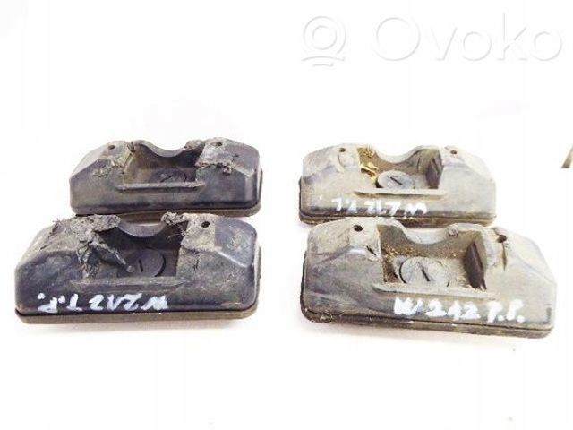 A0009986750 Подушка домкрата нижняя (поддомкратник) купить Киев