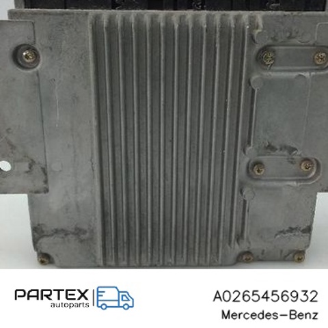 Электронный блок управления двигателем A0265456932 MERCEDES