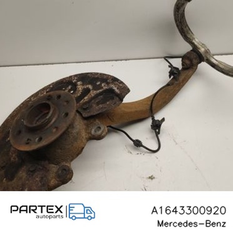MERCEDES A1643300920 Цапфа передняя левая в наличии Днепр